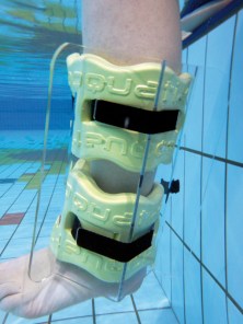 121006-2207-ARH0001_Double_Leg-Arm_paddle_use_1